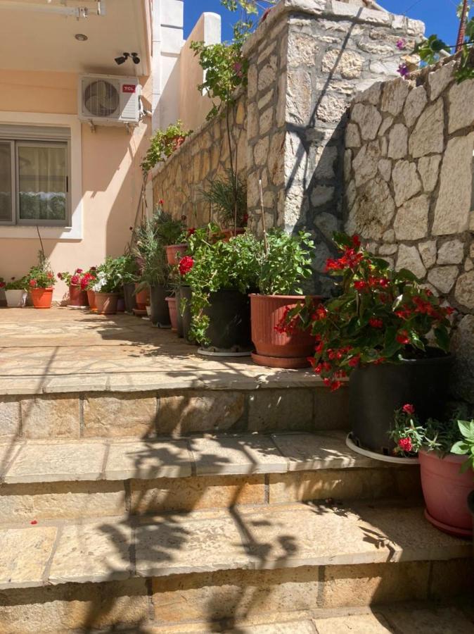 Himara Apartments Exterior photo