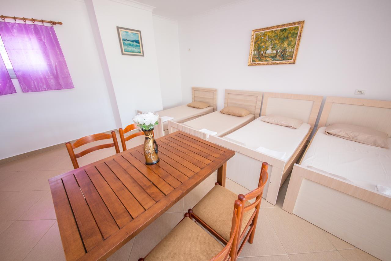 Himara Apartments Exterior photo